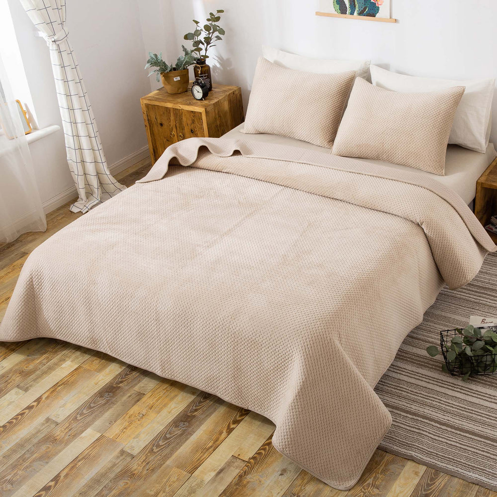 Kasentex Ultra Soft Plush Poly-Velvet Quilt Set, Queen, King, Room Decor, Graduation Gifts, Fathers Day Gift