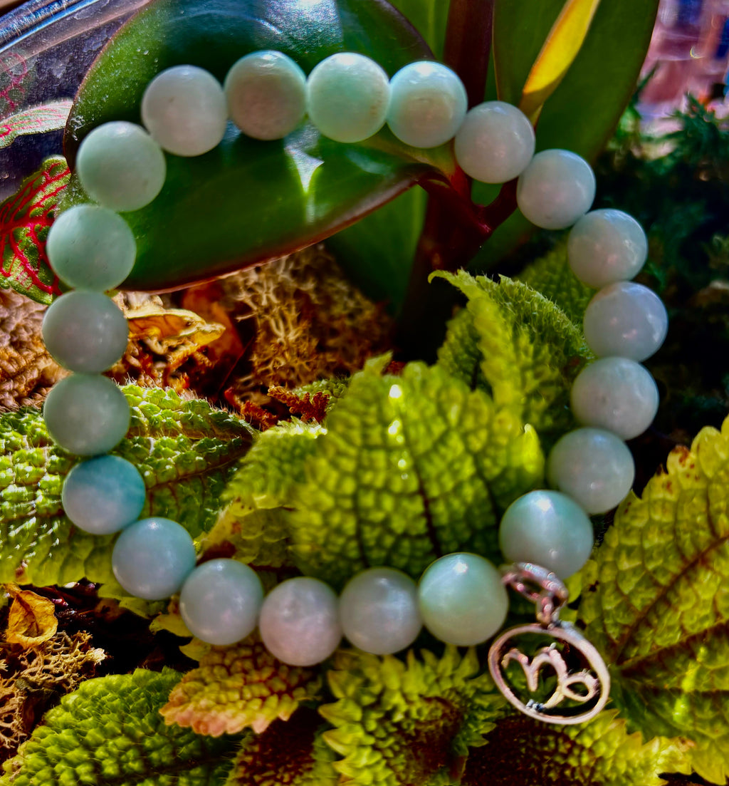 ✨ Zodiac Vibes Crystal Bracelet Collection – Wear Your Sign, Own Your Power (With Zodiac Description Card)
